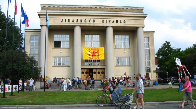90. Jiráskův Hronov bude