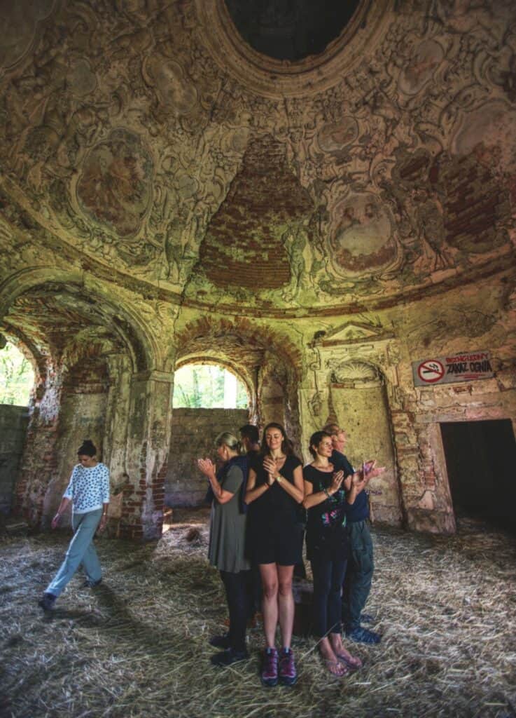 Just Monkeys - Slepé skvrny