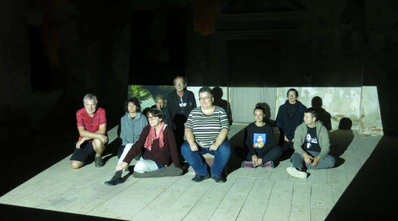 Just Monkeys - Slepé skvrny