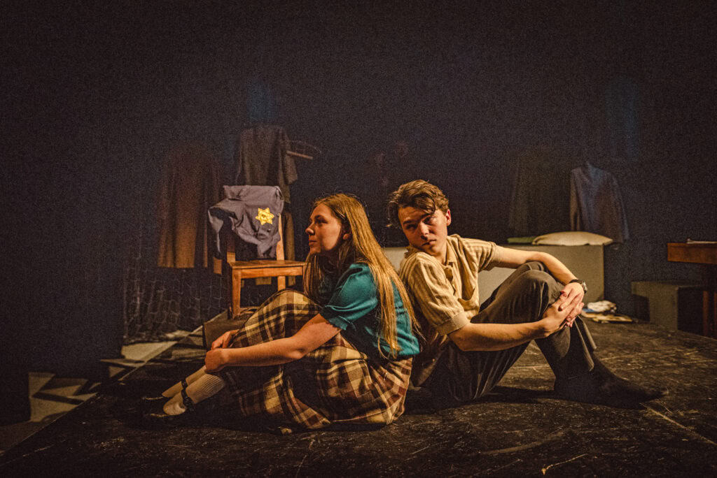 Z premiéry Romeo, Julie a tma