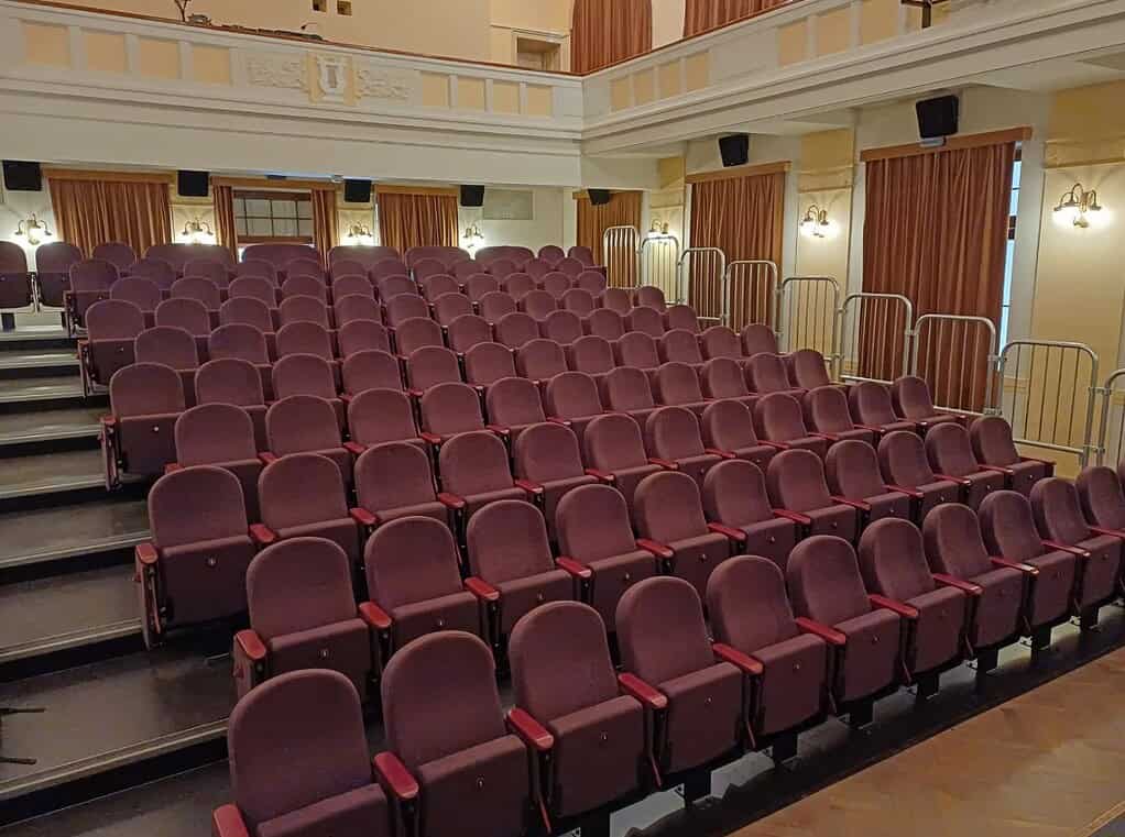 Sál Divadla Za plotem