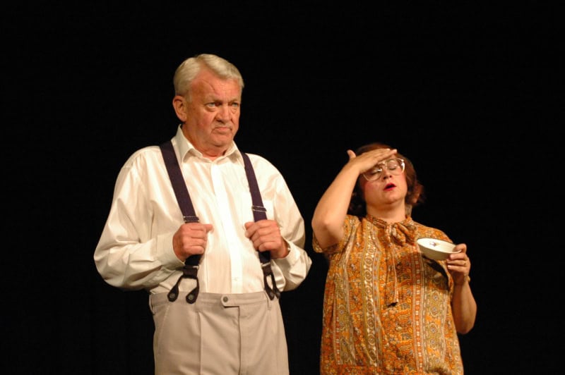 Jan Milota v představení Saturnin (2022)