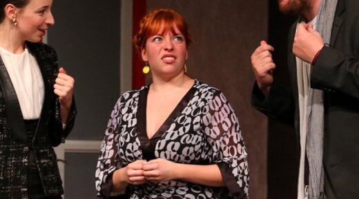 kominda komediální herečka